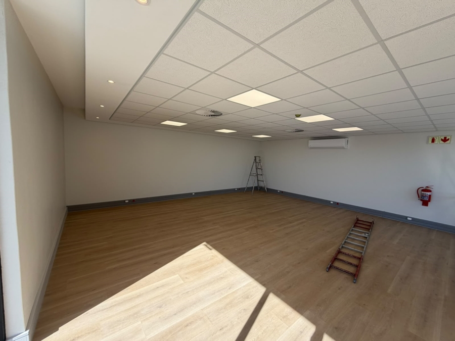 To Let Commercial Property for Rent in Fisantekraal Western Cape